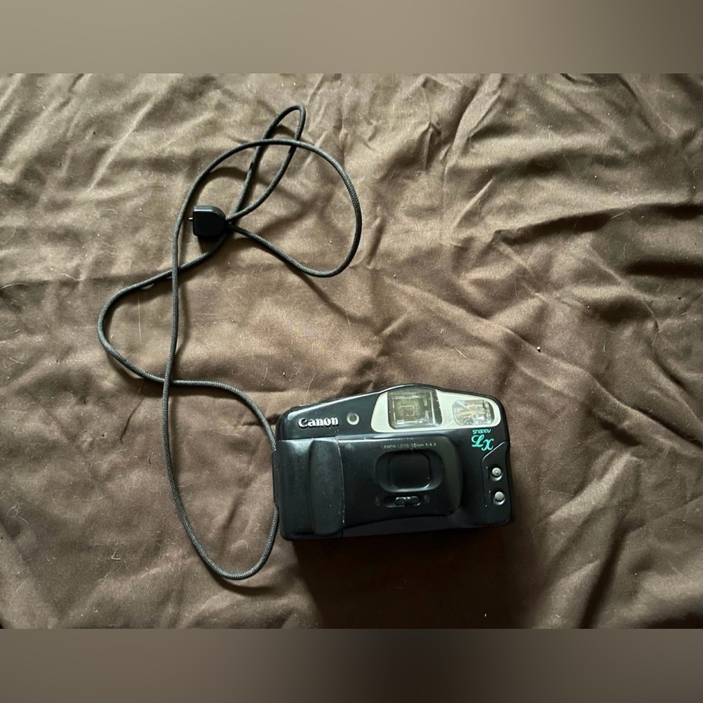 Canon Snappy Lx 35mm Point And Shoot Film Camera